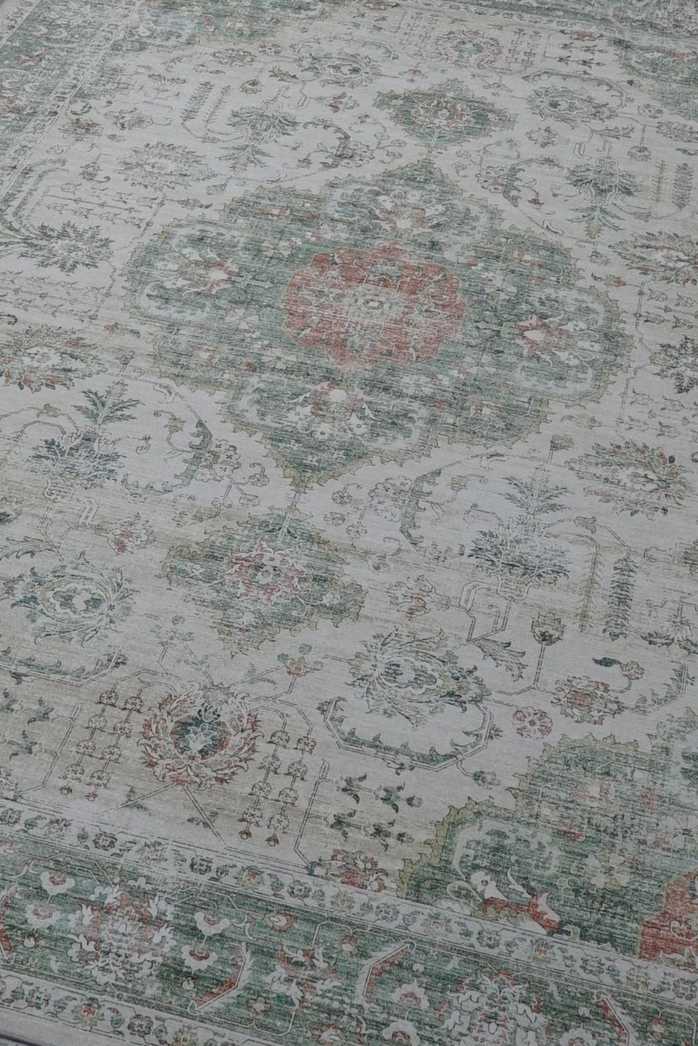 Evadene Antique Rug - 300 x 400