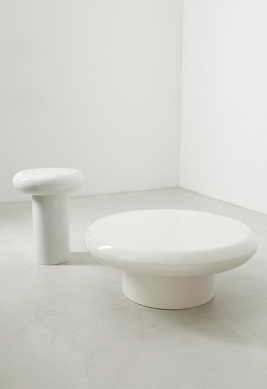 Plush glossy side table - almond