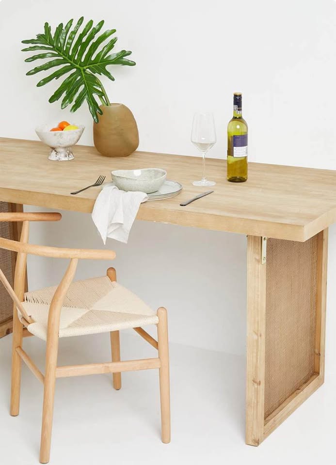 Memphis 6 Seater Dining Table