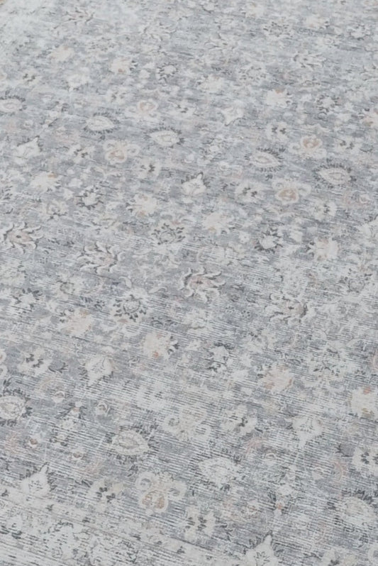 Patterned Area Rug - 200 x 300