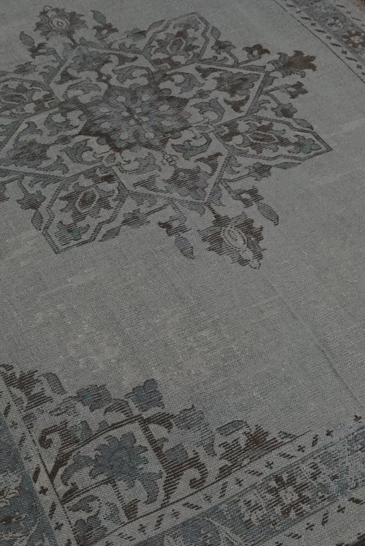 Antique Area Rug - 200 x 300