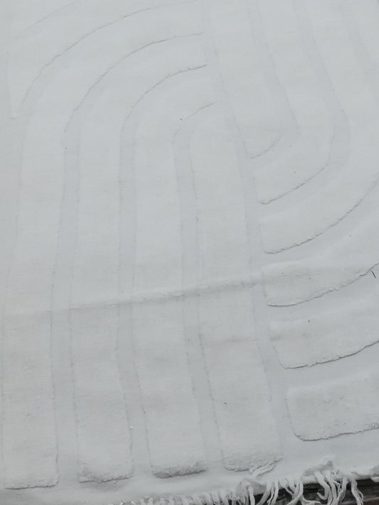 White Textured Rug 160 x 230