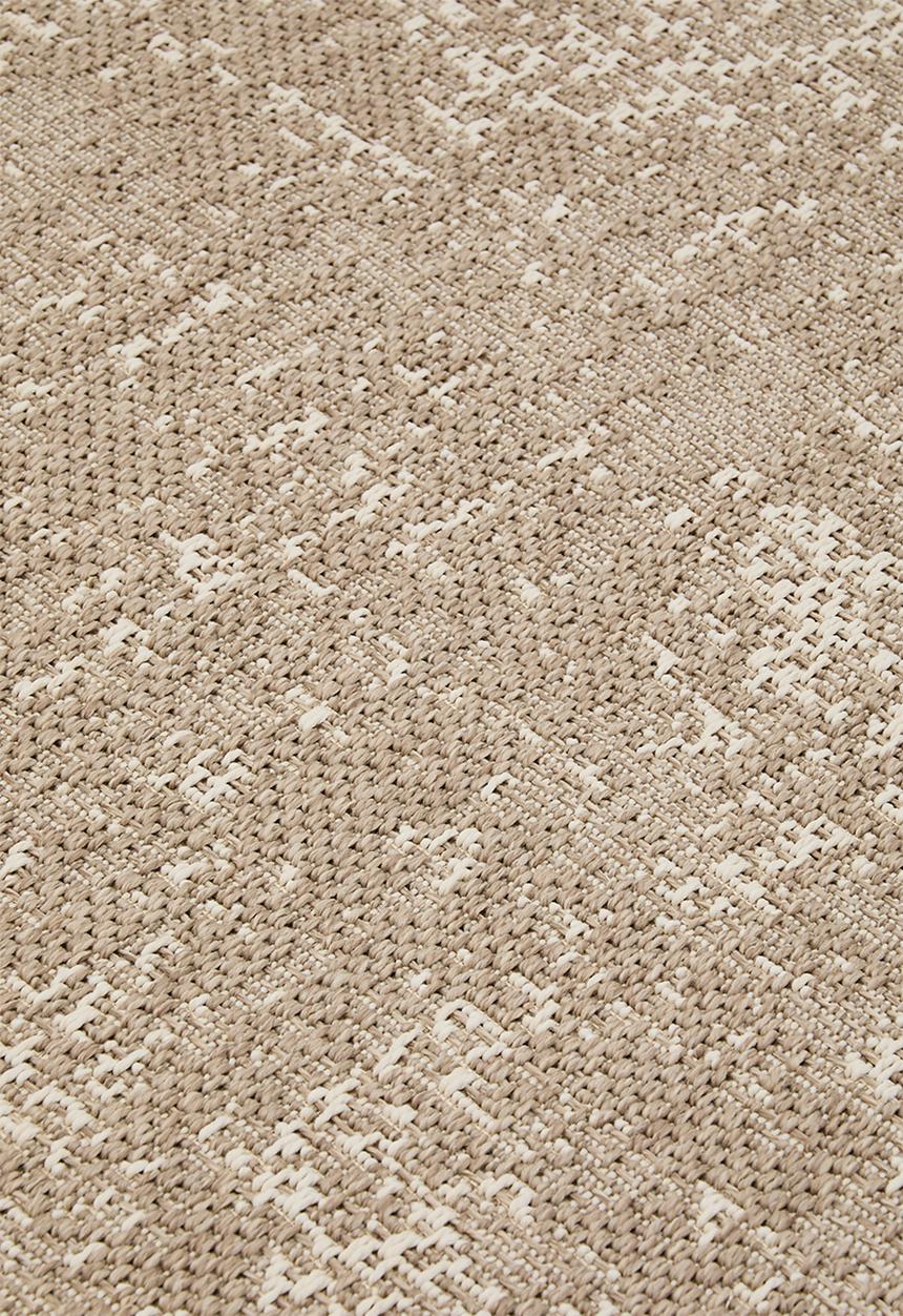 Trace Distressed Indoor/Outdoor Rug – Natural (160 x 230)