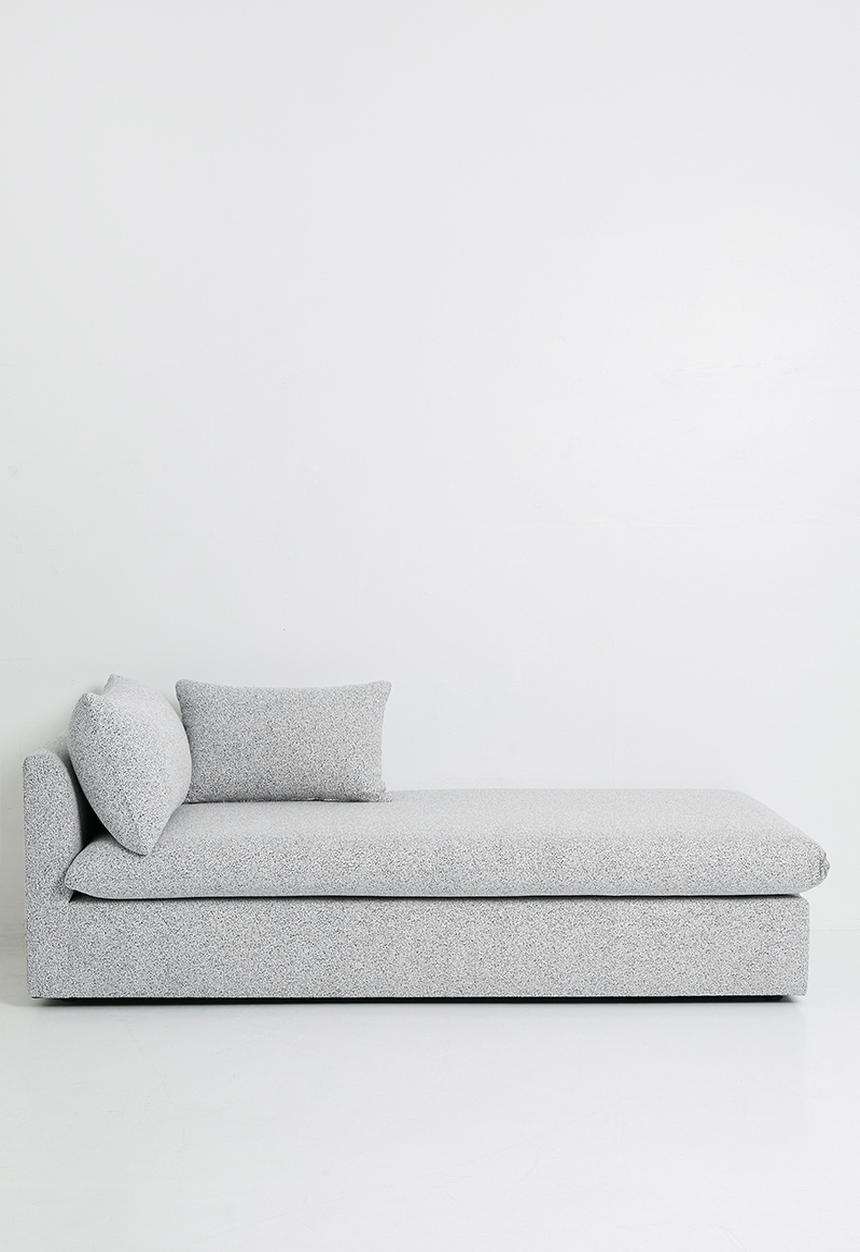 Lira Luxe Daybed Right - Salt & Pepper