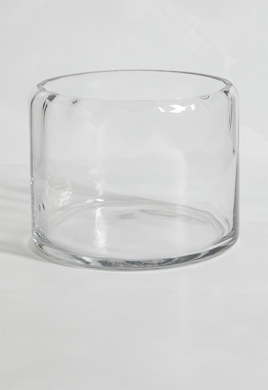 Rounded cylinder glass vase