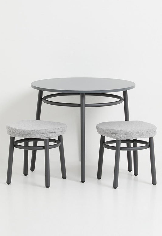 Rapsody Table and Chairs