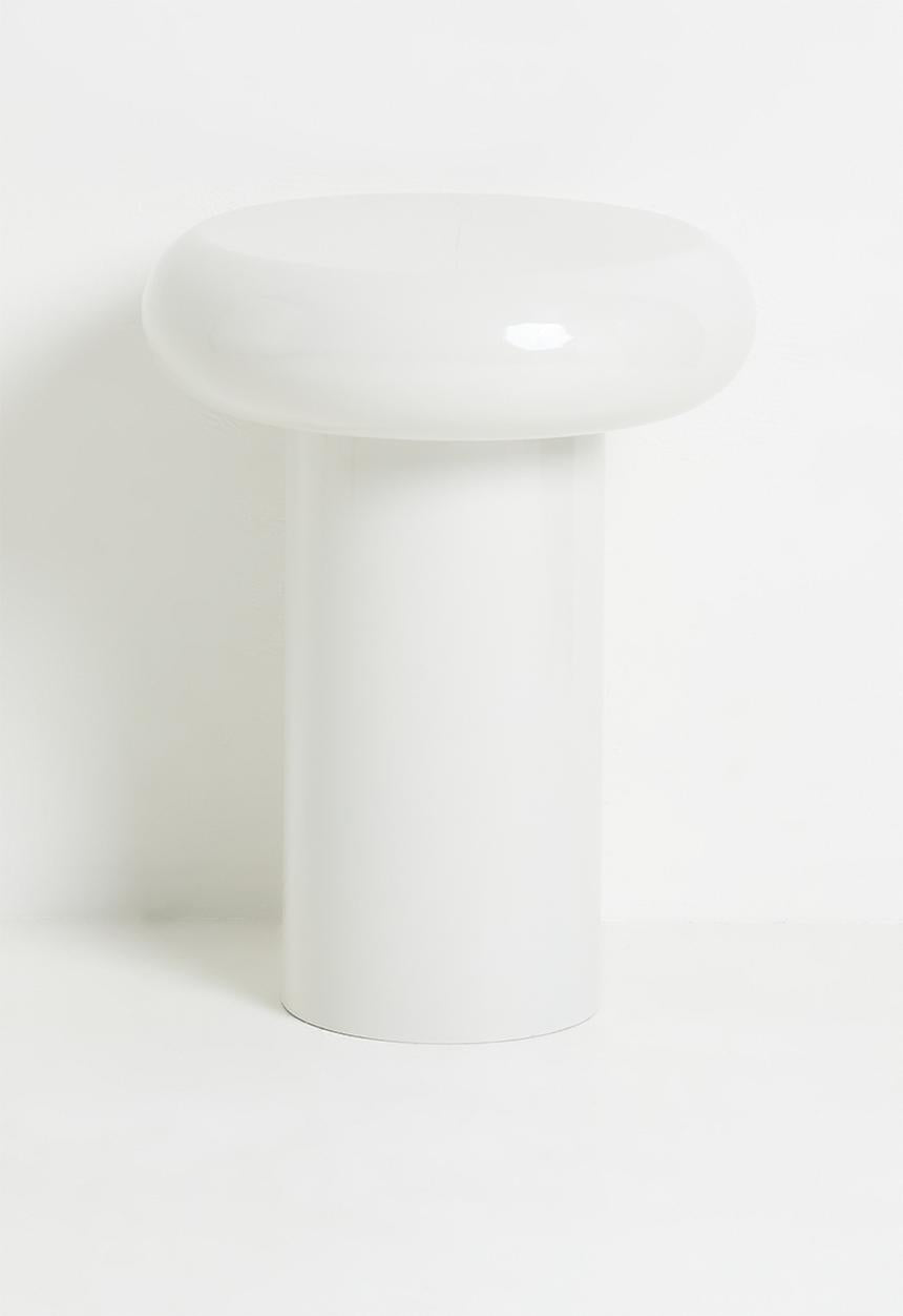 Plush glossy side table - almond