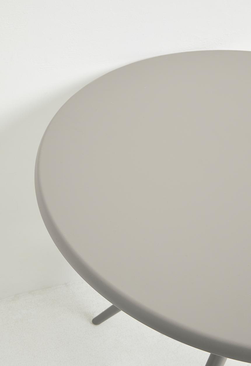 Bora outdoor table - sand 75cm H x 79cm Dia