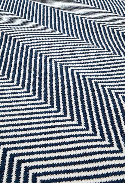 Zig Outdoor/Indoor Rug Navy - 200 x 300