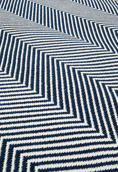 Zig Outdoor/Indoor Rug Navy - 160 x 230