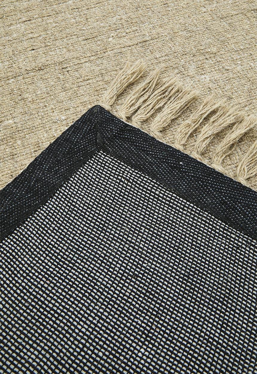 Handwoven Wool Rug Natural - 200x300