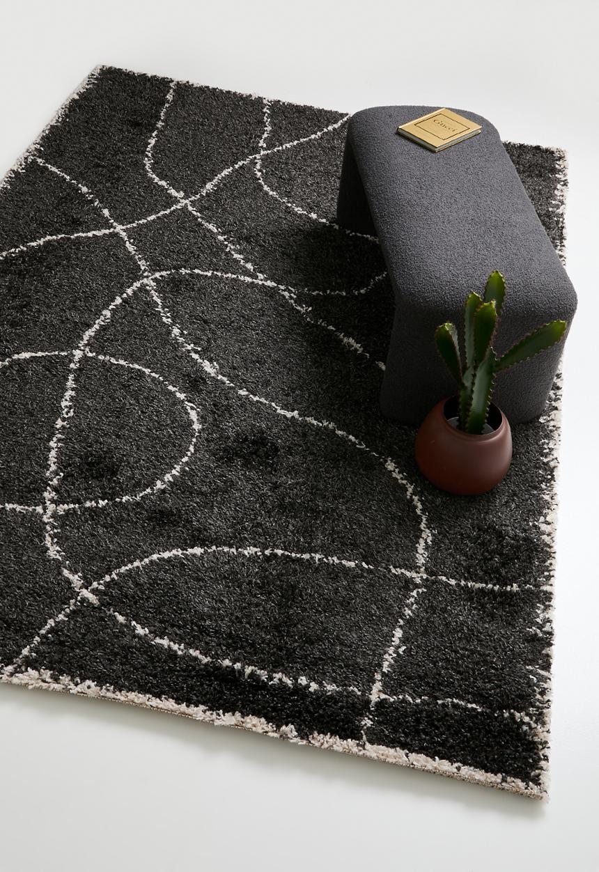 Shaggy Rug Swirl - Black - 200 x 300